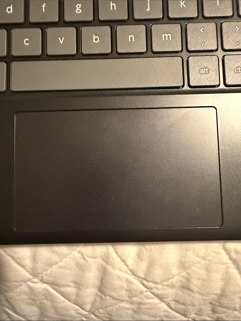 Lenovo Ideapad 3 Chromebook - Black - Picture 14 of 16